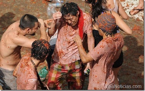 Tomatina Buñol 2011 Burbujas De Deseo 09-580x360