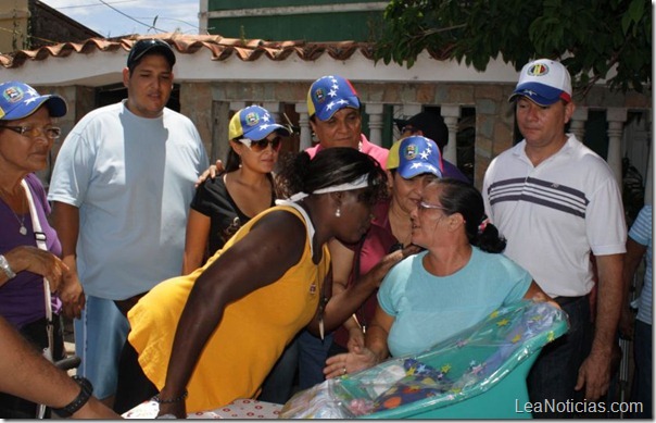 Entrega Asistencias Sociales en Antolín (2)