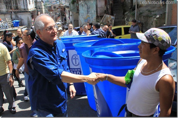 290612. Entrega de Tanques de Agua Barrio la Brisa Paraiso 376 (89)