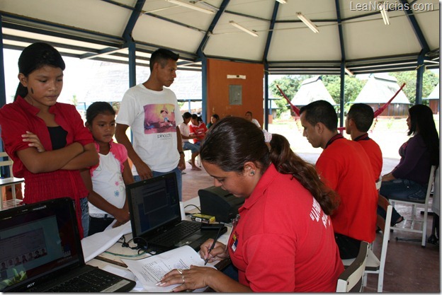 Cedulando EN Canaima