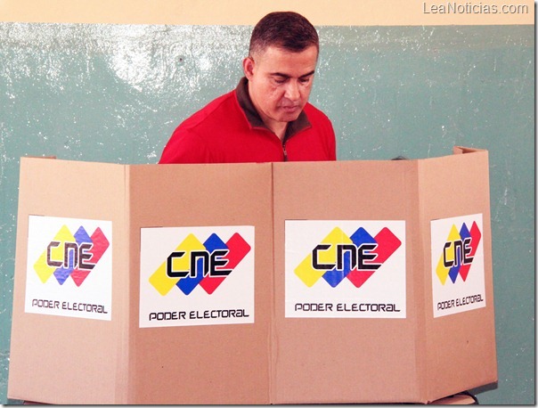 TAREK W. SAAB EJERCIÓ DERECHO AL VOTO