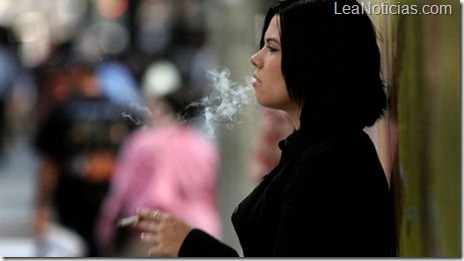 Mujer-fumando-AFP_NACIMA20121027_0013_6