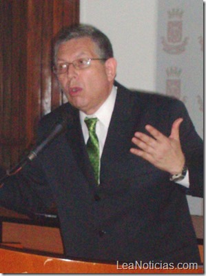 CLIAD-FOTO DE HERNÁN MATUTE BROUZÉS APERTURANDO EL ¡AÑO DE LA PREVENCIÓN!