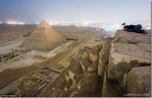 fotos-ilegales-piramides-giza-