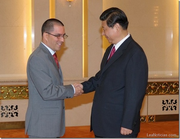 Arreaza con Presid Chino. Foto VTV