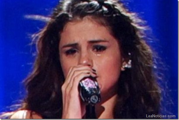 selena gomez llorando ny